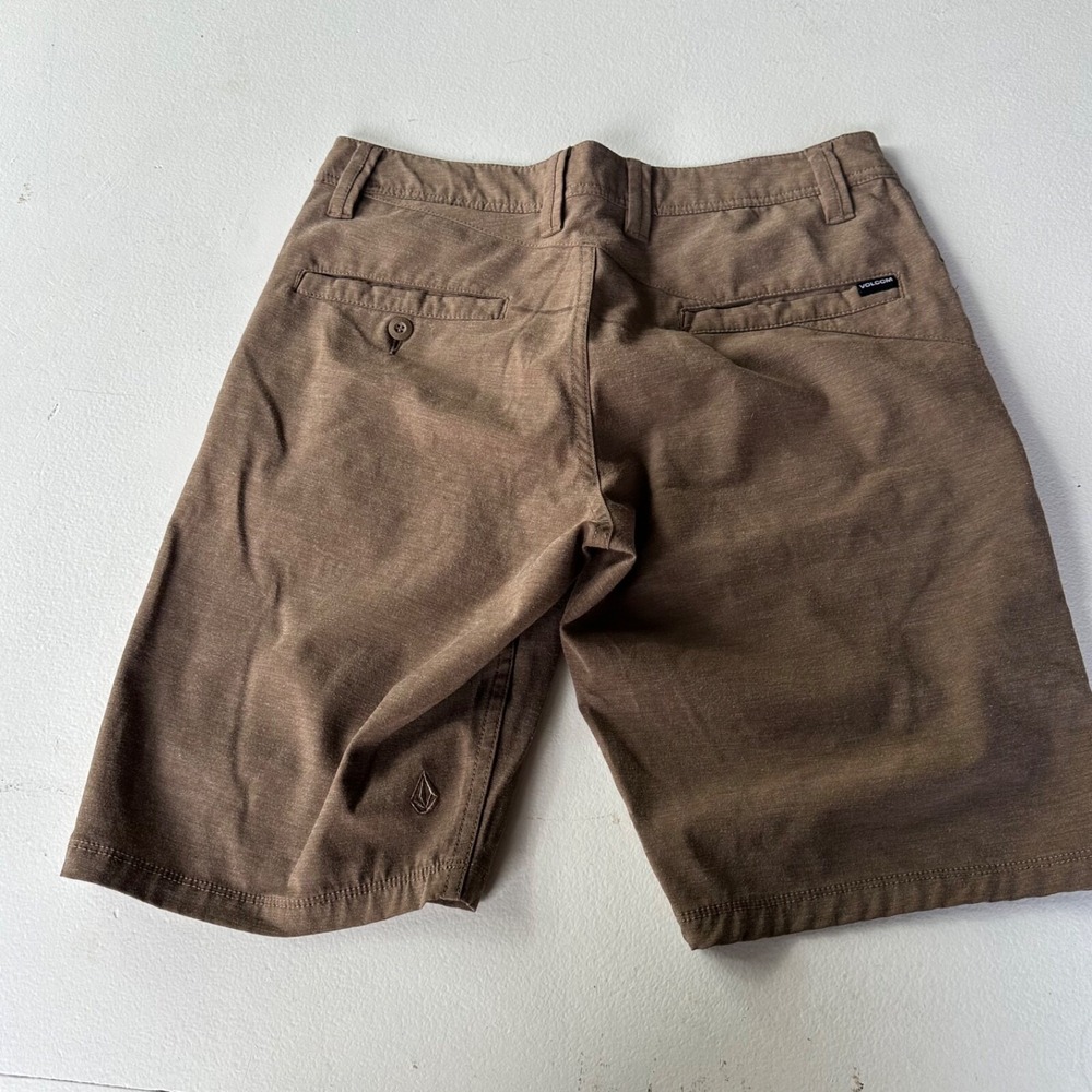 Volcom Shorts Men 28 brown Chino Outdoors Beach comfortable walking shorts